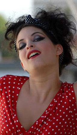 15-com.jpg